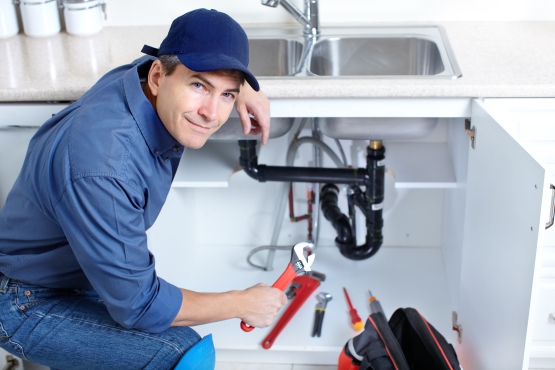 Swift Fix Plumbing team member at work